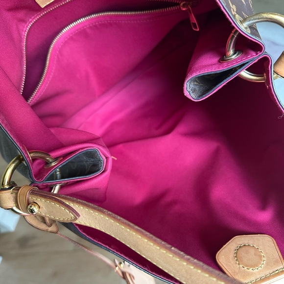 Authentic Louis Vuitton Graceful MM with pink lining 🌸👜💕 - Picture 12 of 15